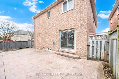 Photo 39 at 2 Sequoia Road, Sonoma Heights, Vaughan