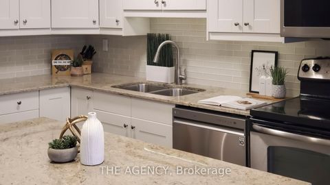 Photo 6 at 119 - 60 Southport Street N, Swansea, Toronto