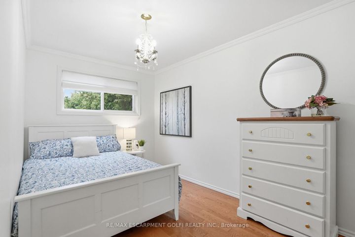 Photo 17 at 676 Woodview Road, Roseland, Burlington