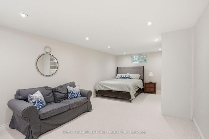 Photo 20 at 676 Woodview Road, Roseland, Burlington