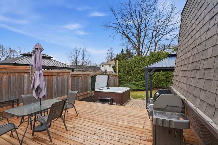 Photo 26 at 676 Woodview Road, Roseland, Burlington