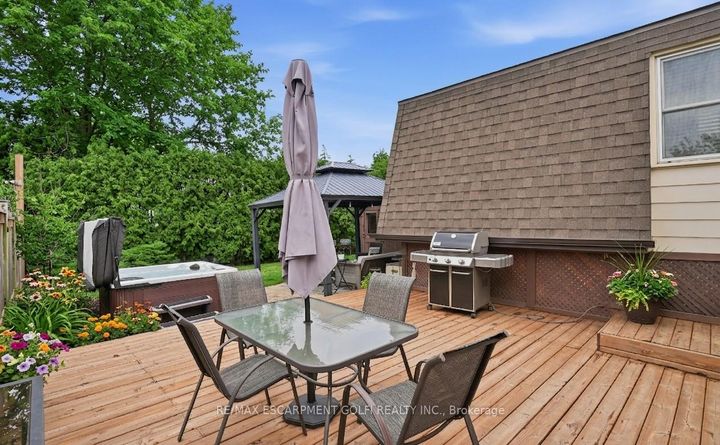 Photo 27 at 676 Woodview Road, Roseland, Burlington