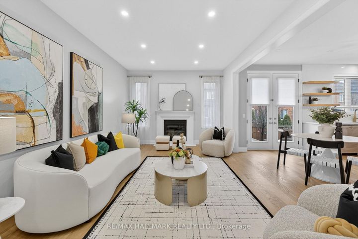 Photo 10 at 23 Wardlaw Place, Vellore Village, Vaughan