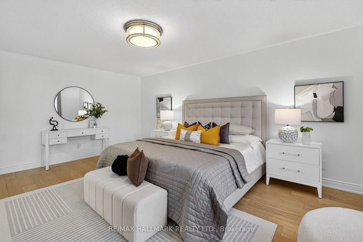 Photo 30 at 23 Wardlaw Place, Vellore Village, Vaughan