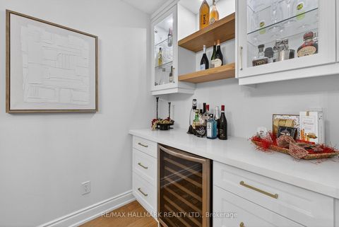 Photo 7 at 23 Wardlaw Place, Vellore Village, Vaughan