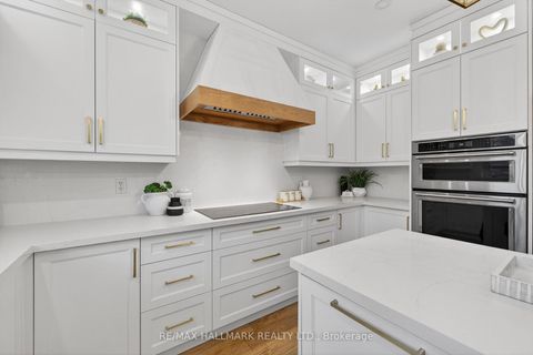 Photo 21 at 23 Wardlaw Place, Vellore Village, Vaughan