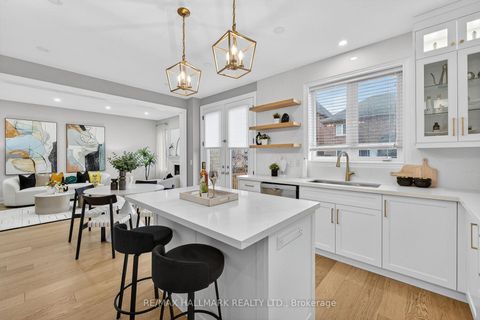 Photo 24 at 23 Wardlaw Place, Vellore Village, Vaughan