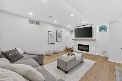 Photo 45 at 23 Wardlaw Place, Vellore Village, Vaughan