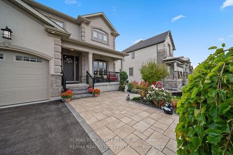 Photo 9 at 303 Sunnybrae Avenue, Stroud, Innisfil