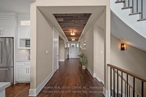 Photo 11 at 303 Sunnybrae Avenue, Stroud, Innisfil