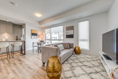 Photo 19 at 14 - 20 Ed Clark Gardens, Pellam Park, Toronto