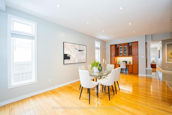 Photo 14 at 4 Berkshire Place, Ancaster, Hamilton