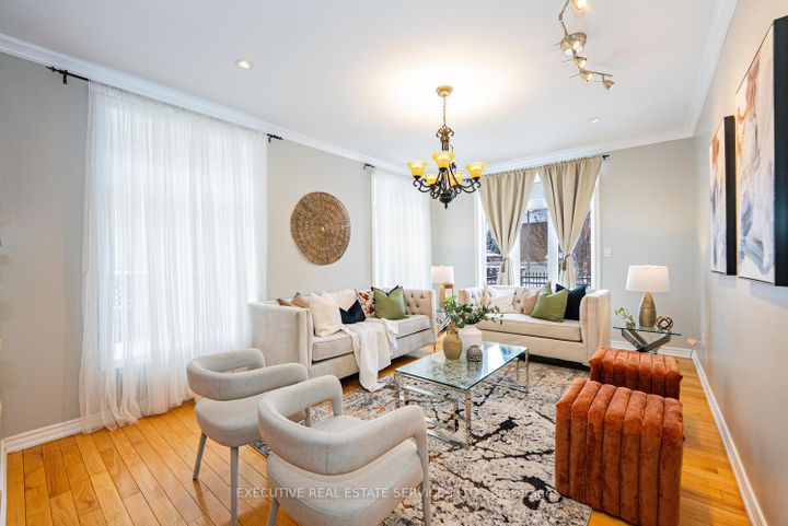 Photo 15 at 4 Berkshire Place, Ancaster, Hamilton