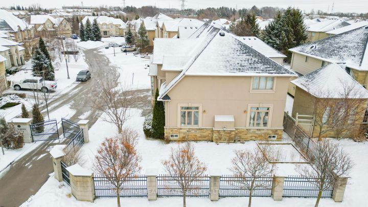 Photo 47 at 4 Berkshire Place, Ancaster, Hamilton