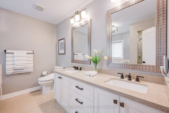 Photo 23 at 1122 Lamplight Way, Meadowvale Village, Mississauga