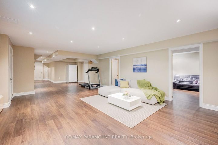 Photo 27 at 1122 Lamplight Way, Meadowvale Village, Mississauga