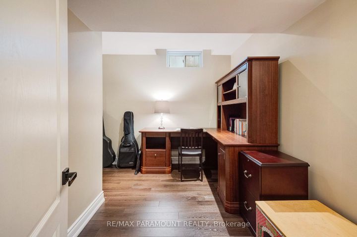 Photo 29 at 1122 Lamplight Way, Meadowvale Village, Mississauga