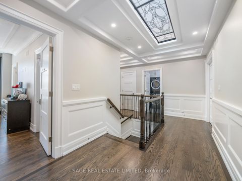 Photo 23 at 17 Daniel Cozens Court, Newtonbrook West, Toronto