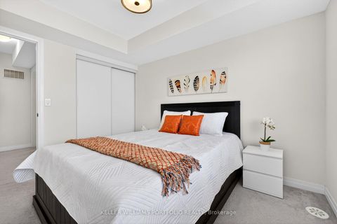 Photo 15 at 7 - 171 William Duncan Road, CFB, Toronto