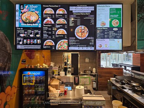 Photo 6 at 16 - 5650 Yonge Street, Newtonbrook West, Toronto