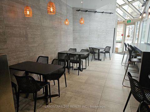 Photo 9 at 16 - 5650 Yonge Street, Newtonbrook West, Toronto