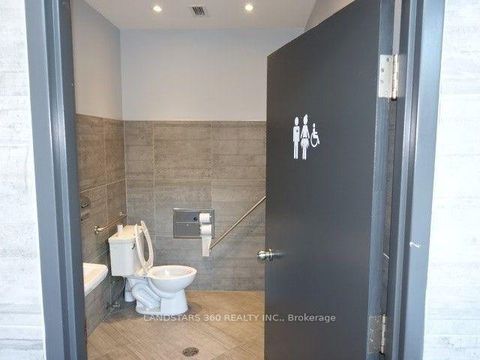 Photo 12 at 16 - 5650 Yonge Street, Newtonbrook West, Toronto