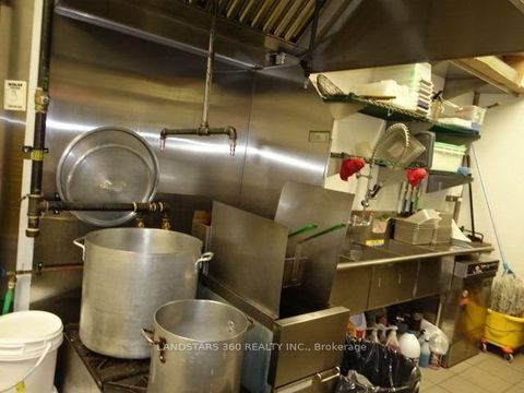 Photo 19 at 16 - 5650 Yonge Street, Newtonbrook West, Toronto