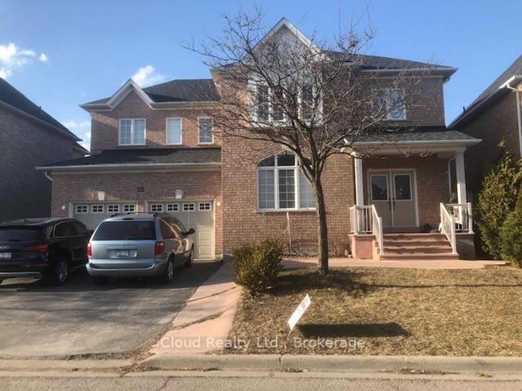22 Banks Drive, Vales of Castlemore, Brampton 2