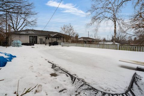 Photo 17 at 235 St Vincent Street, Wellington, Barrie