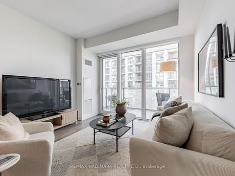 Photo 13 at 404 - 105 Oneida Crescent, Langstaff, Richmond Hill