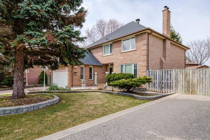 Photo 1 at 4303 Bridlepath Trail, Erin Mills, Mississauga