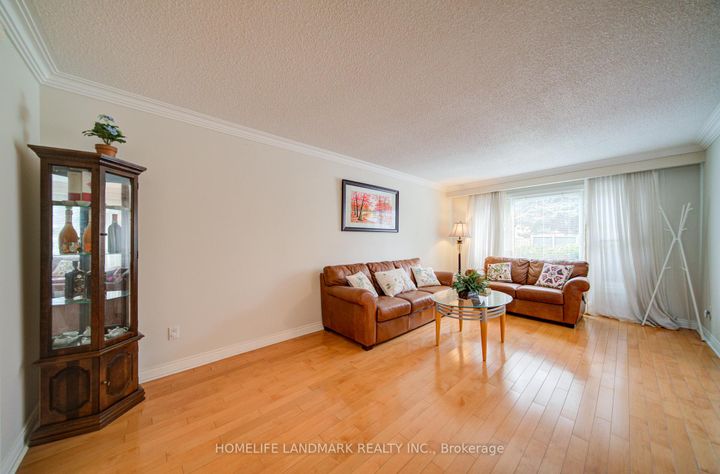 Photo 8 at 4303 Bridlepath Trail, Erin Mills, Mississauga