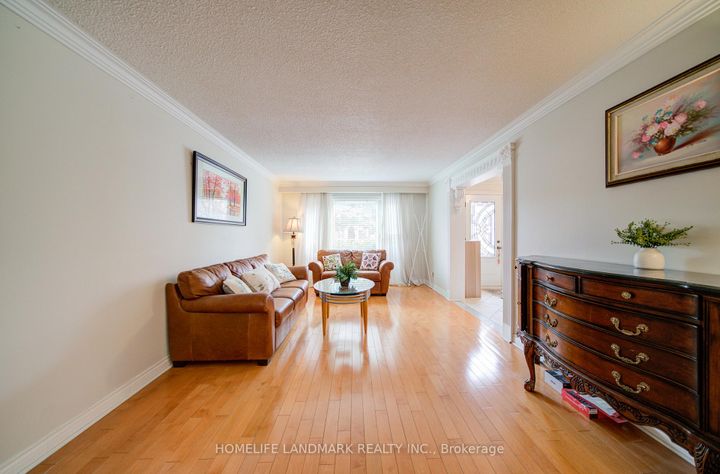 Photo 9 at 4303 Bridlepath Trail, Erin Mills, Mississauga