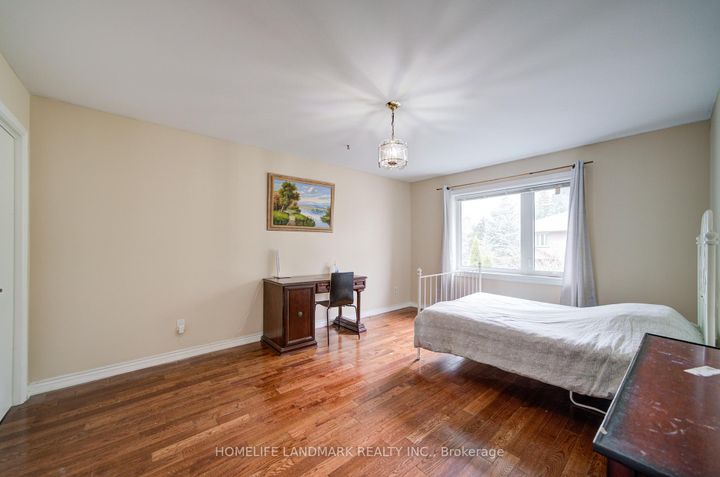 Photo 26 at 4303 Bridlepath Trail, Erin Mills, Mississauga