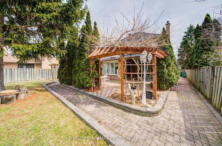 Photo 48 at 4303 Bridlepath Trail, Erin Mills, Mississauga