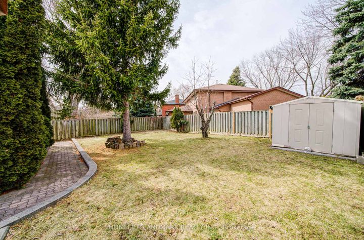 Photo 49 at 4303 Bridlepath Trail, Erin Mills, Mississauga