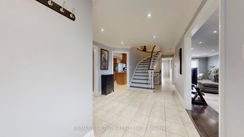 Photo 1 at 229 Kingsbridge Garden Circle, Hurontario, Mississauga