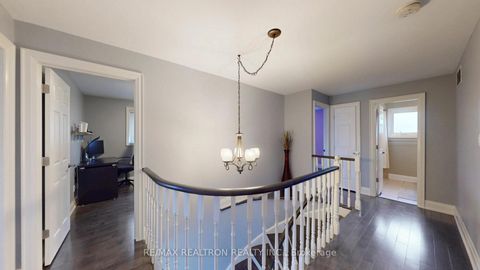 Photo 13 at 229 Kingsbridge Garden Circle, Hurontario, Mississauga