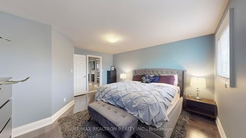 Photo 14 at 229 Kingsbridge Garden Circle, Hurontario, Mississauga