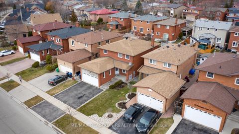 Photo 30 at 229 Kingsbridge Garden Circle, Hurontario, Mississauga