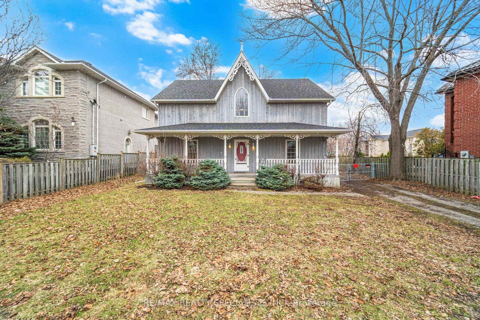 2131 Cawthra Road, Lakeview, Mississauga by Loree Meneguzzi Real Estate 2131 Cawthra Road, Lakeview, Mississauga