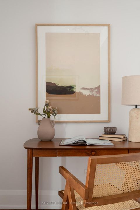 Photo 16 at 612 - 2 Old Mill Drive, Swansea, Toronto