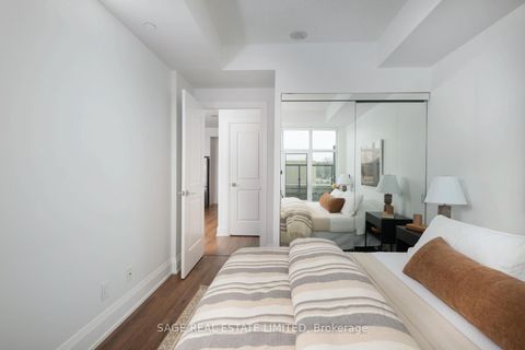 Photo 19 at 612 - 2 Old Mill Drive, Swansea, Toronto