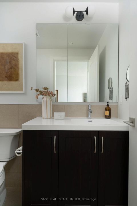 Photo 25 at 612 - 2 Old Mill Drive, Swansea, Toronto