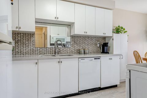 Photo 11 at 923 Caribou Valley Circle, Armitage, Newmarket