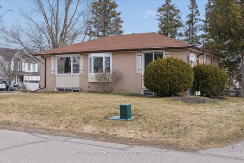 Photo 2 at 55 Garside Avenue, Brooklin, Whitby