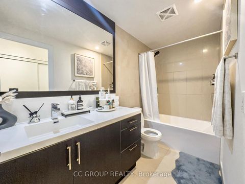 Photo 17 at 402 - 2 Anndale Drive, Willowdale East, Toronto