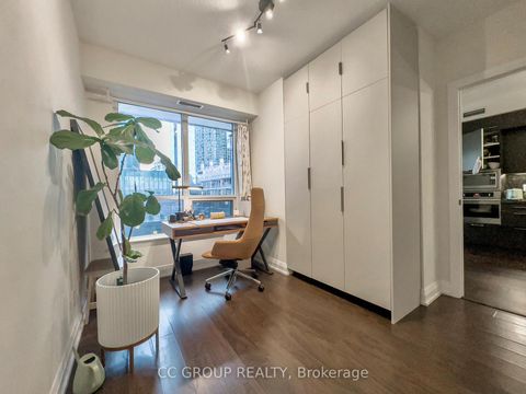 Photo 20 at 402 - 2 Anndale Drive, Willowdale East, Toronto