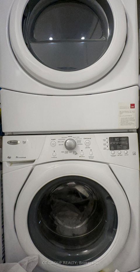 Photo 29 at 402 - 2 Anndale Drive, Willowdale East, Toronto