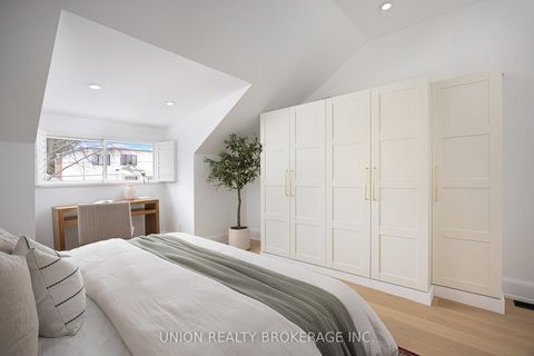 Photo 8 at 246 Lee Avenue, The Beaches, Toronto